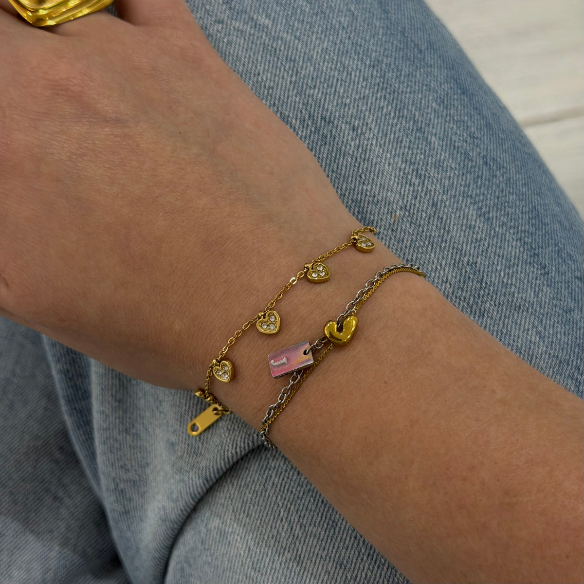 Pulsera corazones zirconias