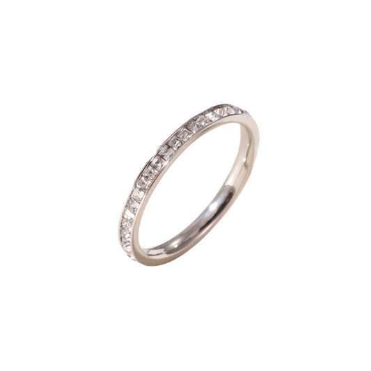 Anillo zirconas